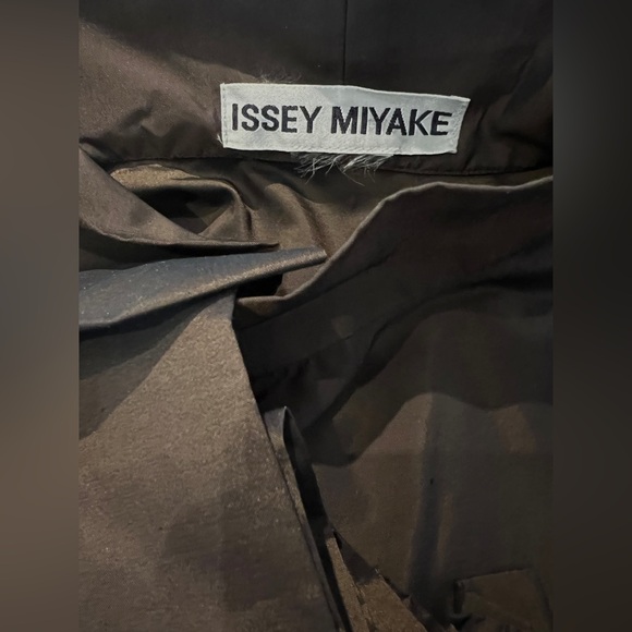 ssey Miyake brown ruffle dress - Picture 11 of 11